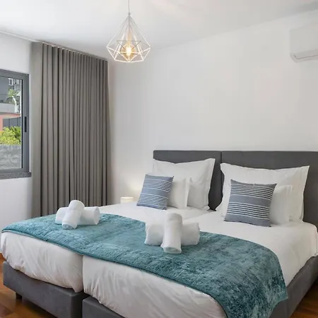 Atlantic Sunrise By Vila