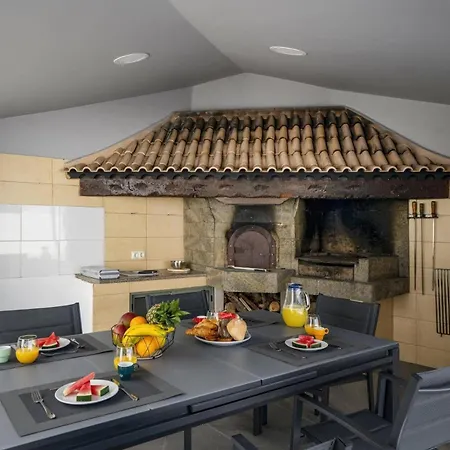 Villa Atlantic Sunrise By Funchal (Madeira)