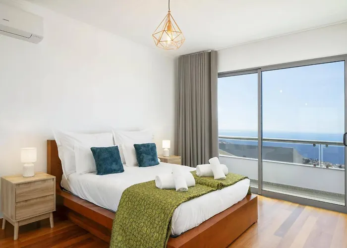 Villa Atlantic Sunrise By Funchal (Madeira)